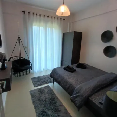 ζoihouse Apartment Polikarpi