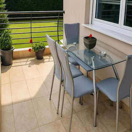 ζoihouse Apartament Polikarpi